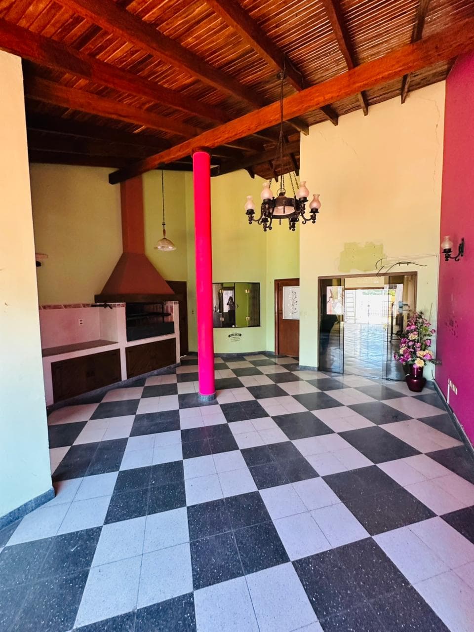 EN VENTA CASA ZONA HERRERA ASUNCION – 3