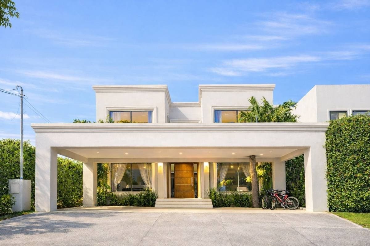 RESIDENCIA EN COUNTRY MONTESOL