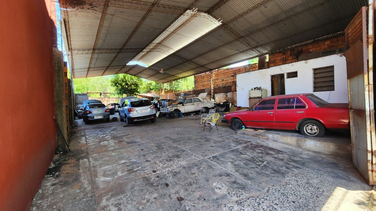 ALQUILO TINGLADO BARRIO VISTA  ALEGRE - ASUNCIÓN – 2