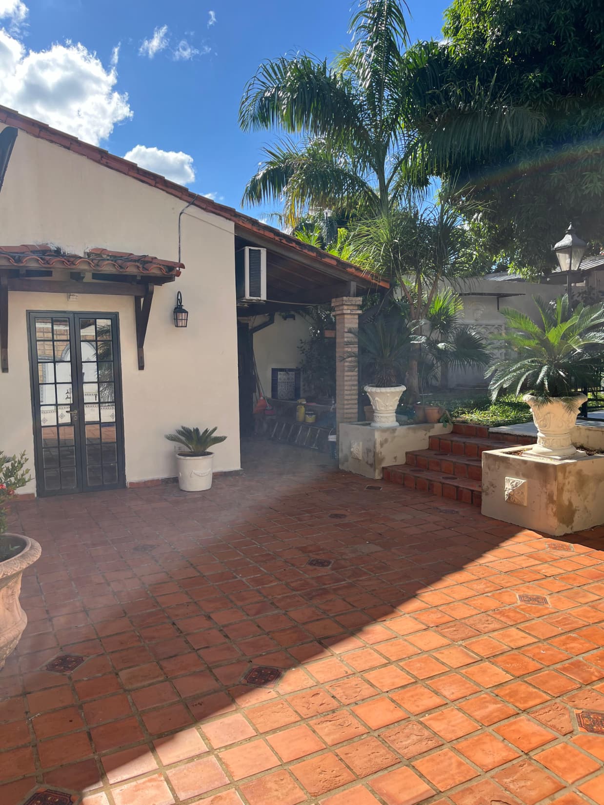 Alquilo hermosa casa en Luque Villa Adela zona Boulevard