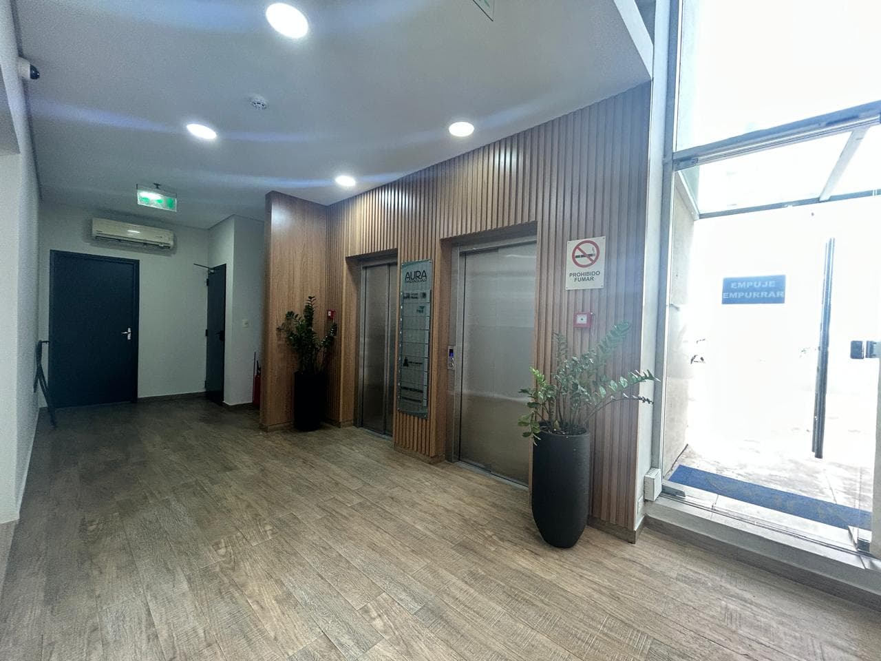 # OFICINA CORPORATIVA EN ALQUILER – EDIFICIO AURA | EJE CORPORATIVO – 3
