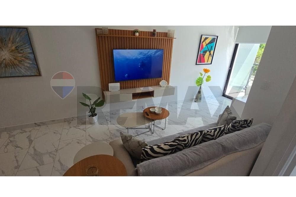 DEPARTAMENTO EN ALQUILER EN MBURUCUYA – 2