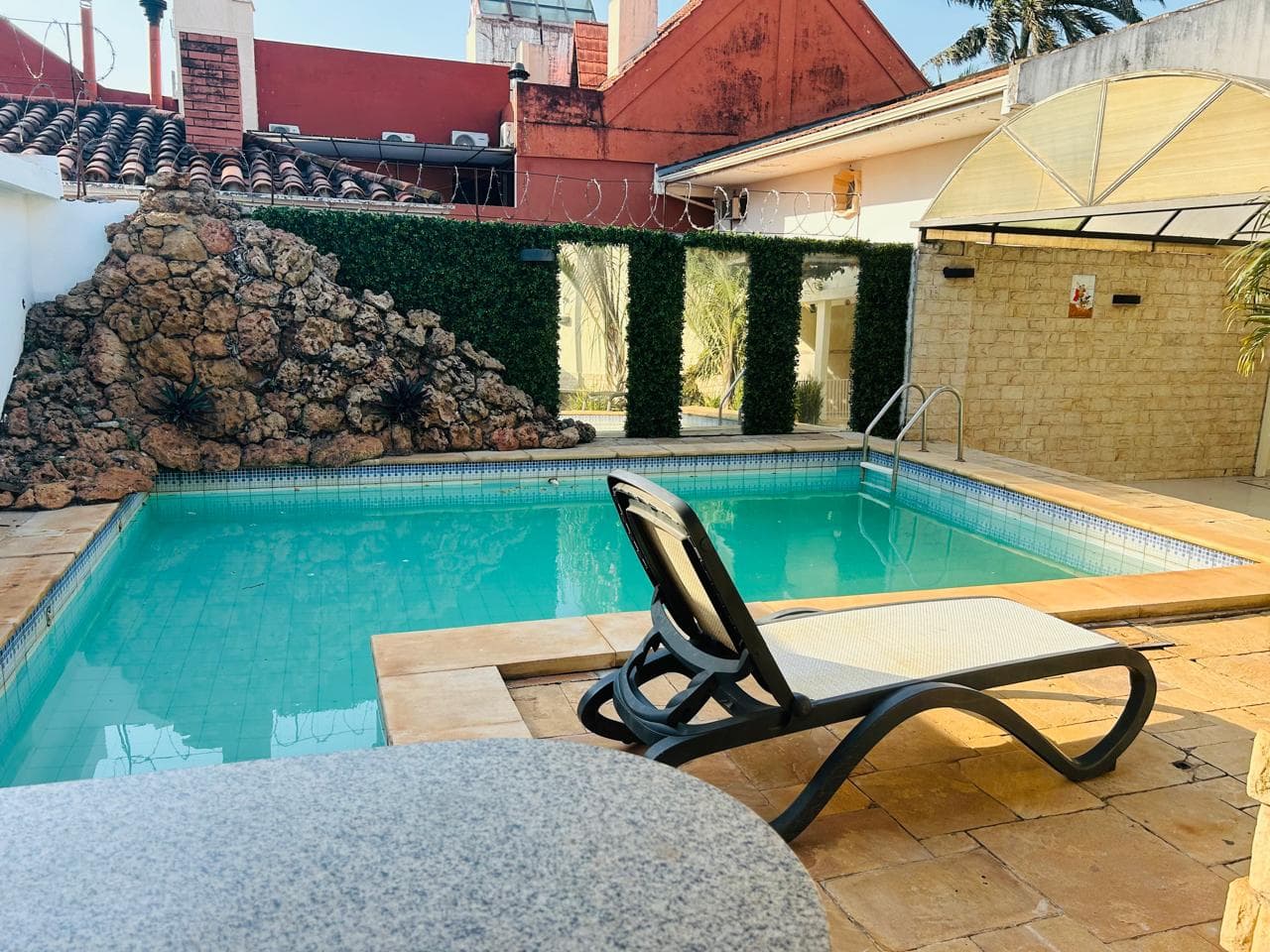 Alquilo Residencia En El Barrio Carmelitas Asuncion – 3