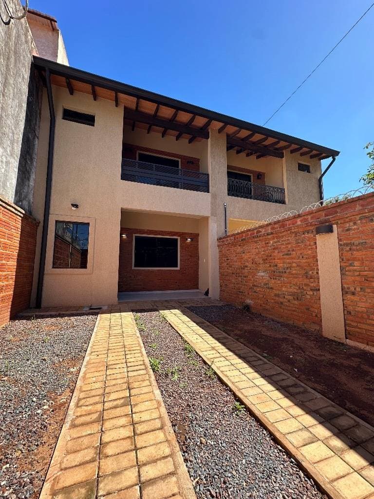 ALQUILO DUPLEX A ESTRENAR A METROS DE LA RUTA LUQUE-SAN LORENZO