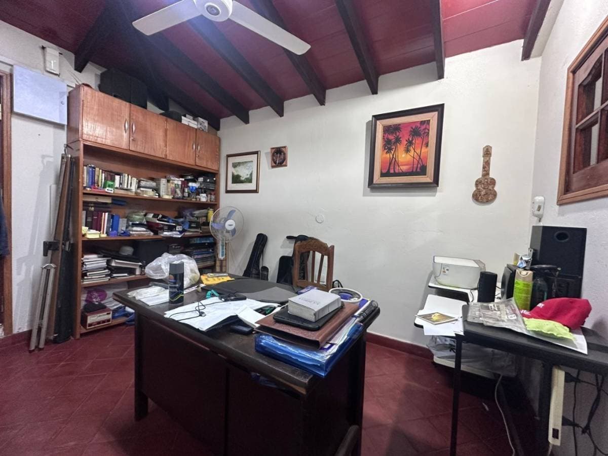 VENDO CASA DE CUATRO DORMITORIOS EN BARRIO LAURELTY DE SAN LORENZO – 3