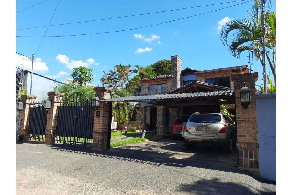 ¡Casa en Alquiler - Ycuá Satí, Asunción! – 3