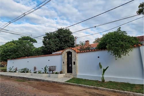 CASA EN ESQUINA EN SAN BERNARDINO BARRIO COLÓN – 2