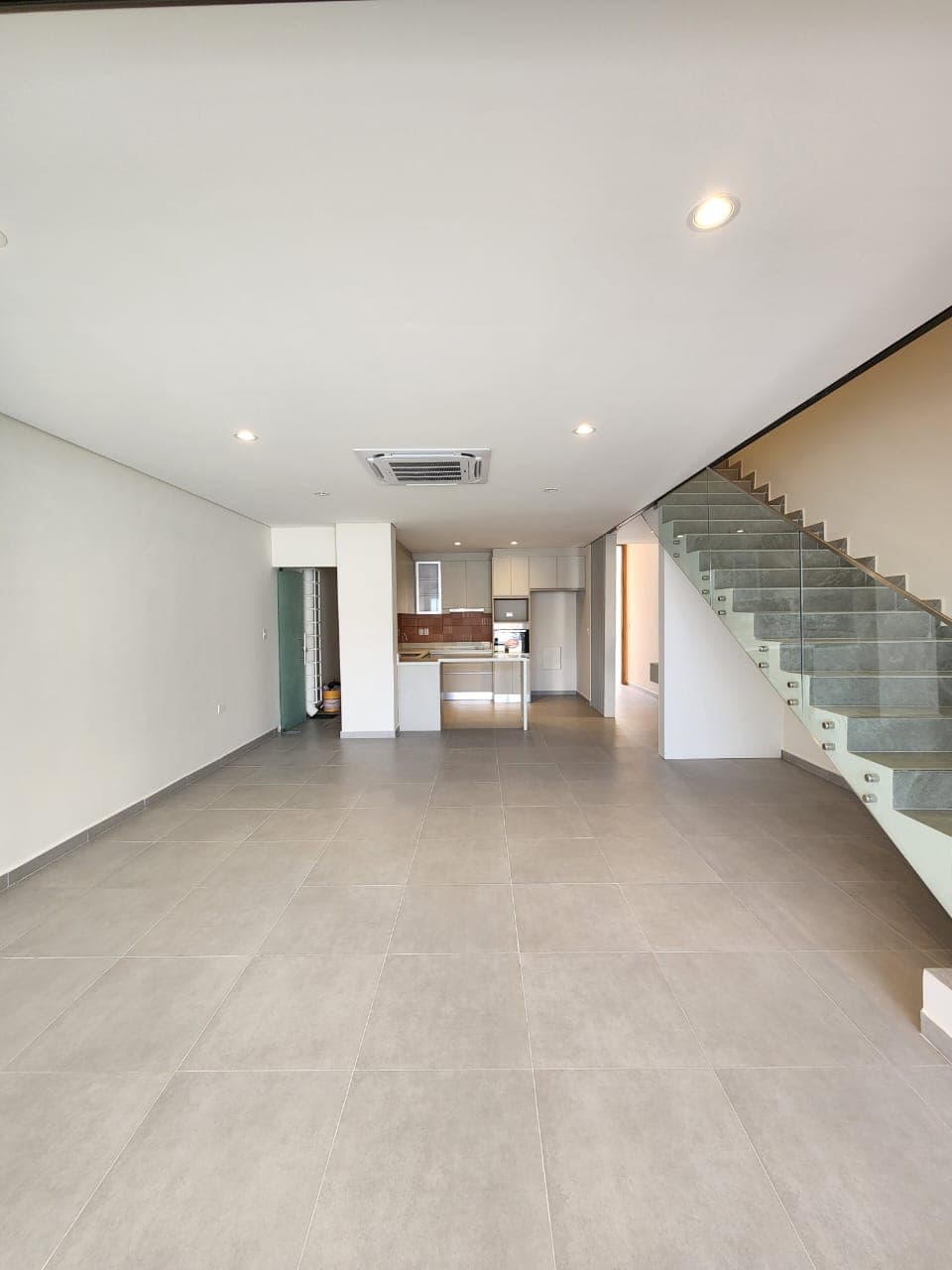 Vendo Duplex en Pozo. Barrio San Jorge. Cod VA