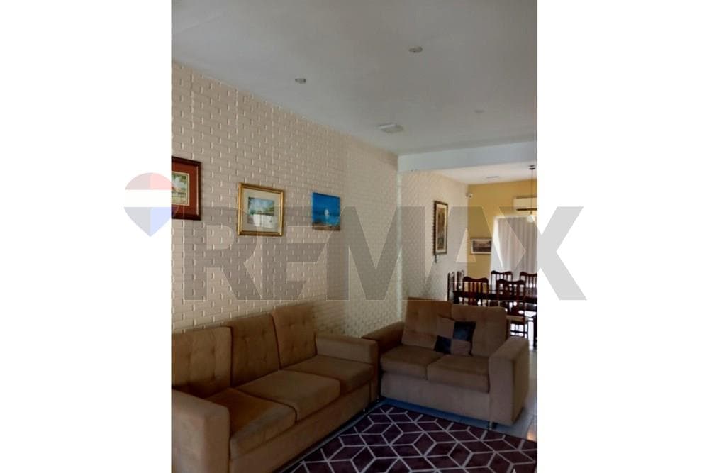 Casa Minimalista En Venta – Barrio Obrero – 3