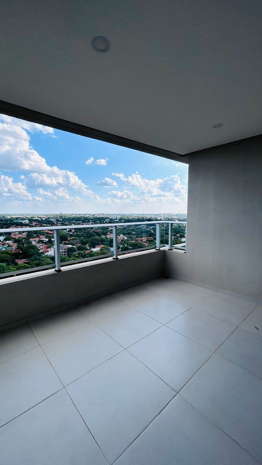 EN ALQUILER HERMOSO DEPARTAMENTO A ESTRENAR EN FORTALEZA BOGGIANI – 2