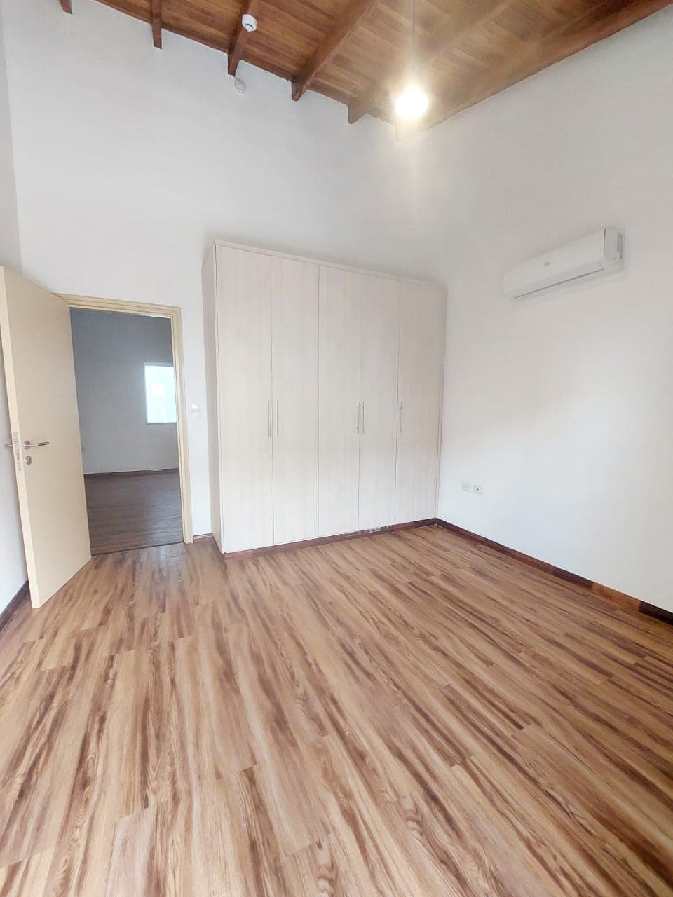 Alquilo Departamento de 1 habitaciones. Barrio Recoleta. COD 096 – 3