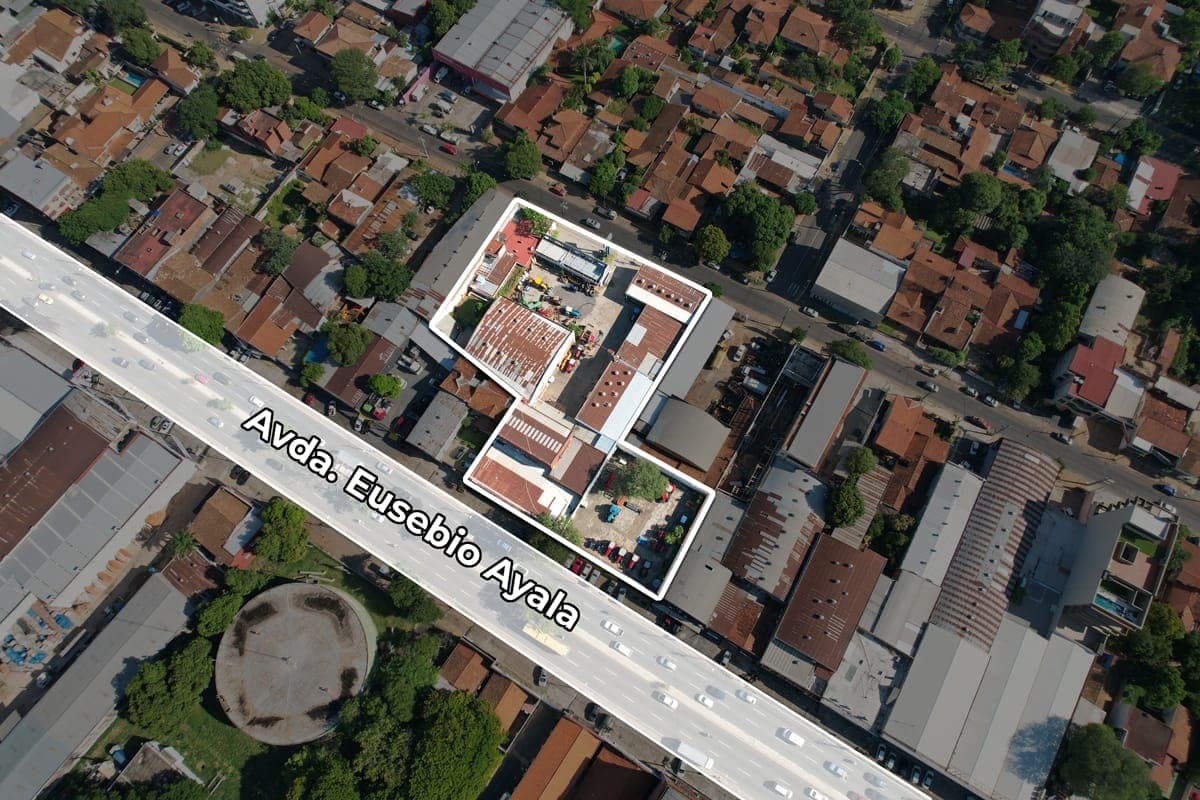 Mas de 4.000 M2