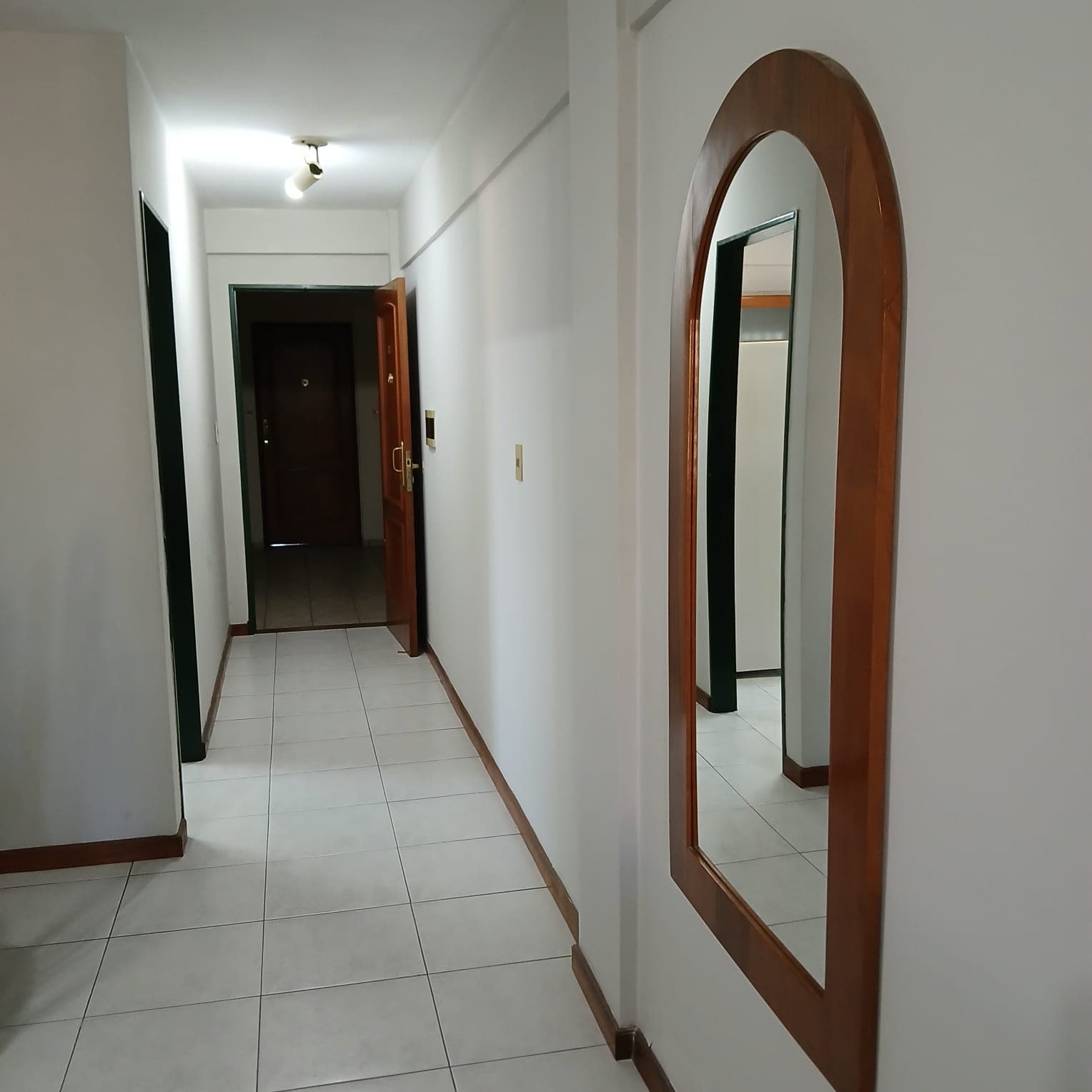 Hermoso Departamento Amoblado, En El Barrio Nazareth De Asunción – 3