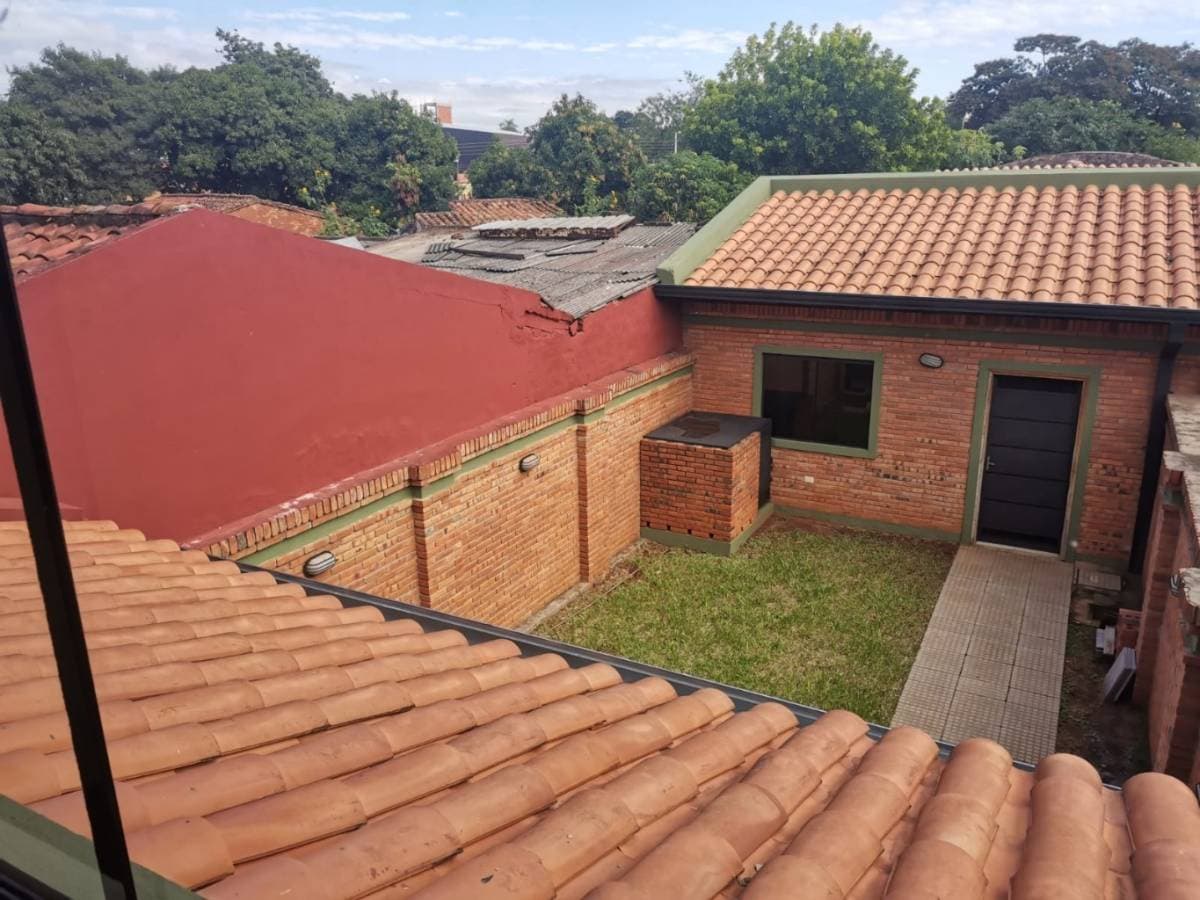 ALQUILO DUPLEX EN LUQUE – 3