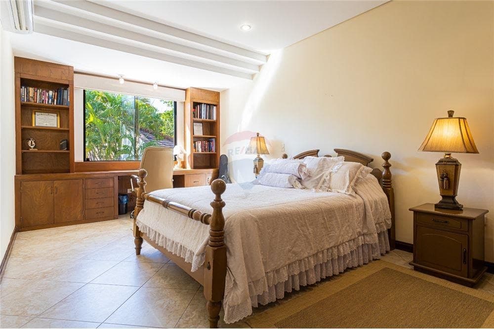 VENDO CASA EN EL CORAZON DE CARMELITAS – 3