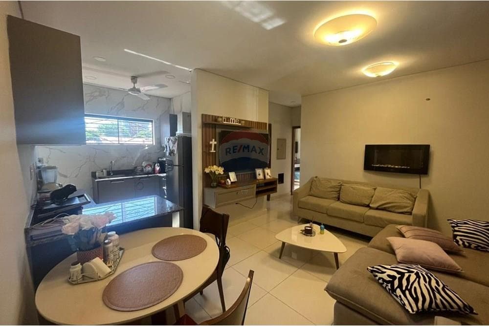 Casa - Venta - Villa Morra, Paraguay