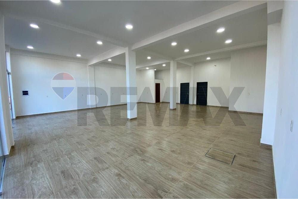 LOCAL COMERCIAL EN ALQUILER - SAN LORENZO – 2