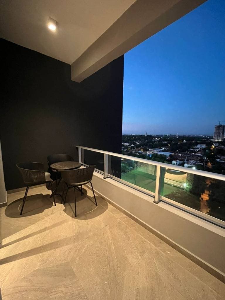 DEPARTAMENTO TERMINADO Y AMOBLADO EN VENTA SOBRE AVDA. MOLAS LÓPEZ – 3