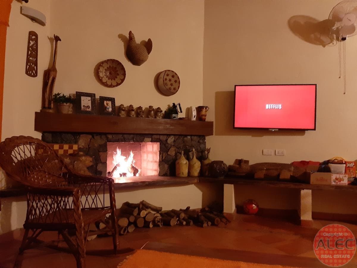 Dueño Vende Hermosa Casa Quinta En Areguá: Terreno 8.400m2, Con Casa Y Piscina – 3