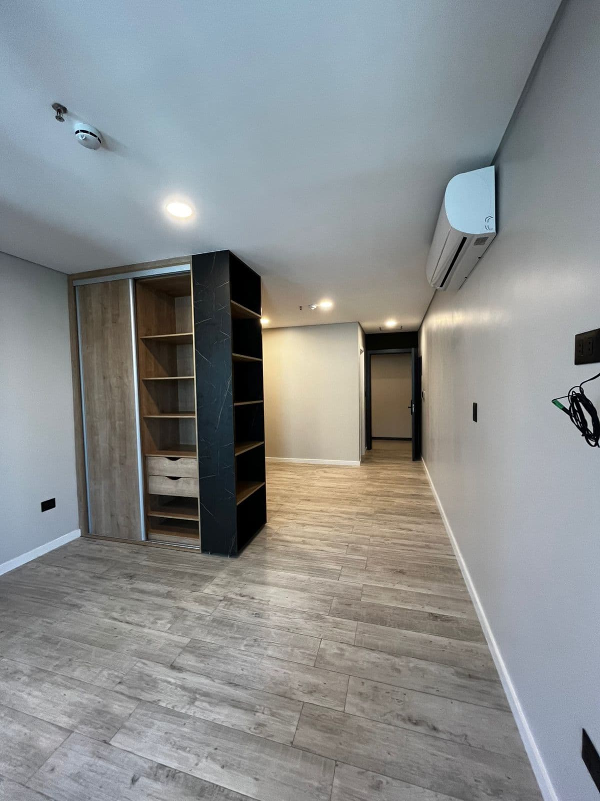 Alquilo Monoambiente a 50 mts de Shopping del Sol – 2