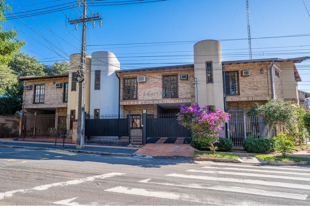 VENDO-DUPLEX-BARRIO HERRERA