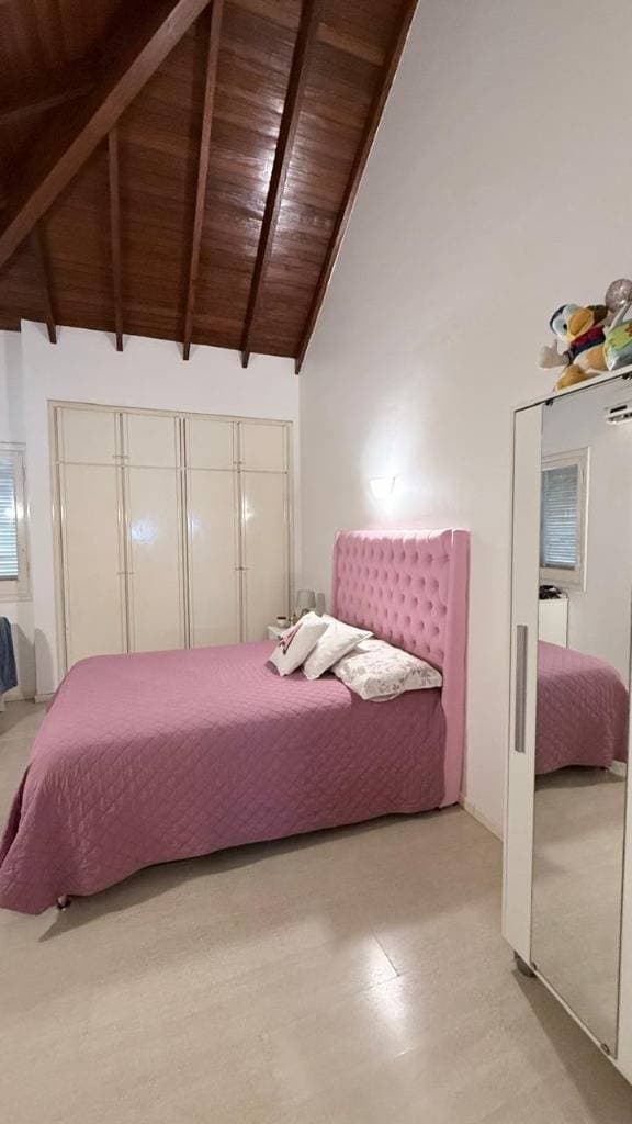 ALQUILO HERMOSA RESIDENCIA EN LOMAS VERDES LAMBARE – 3