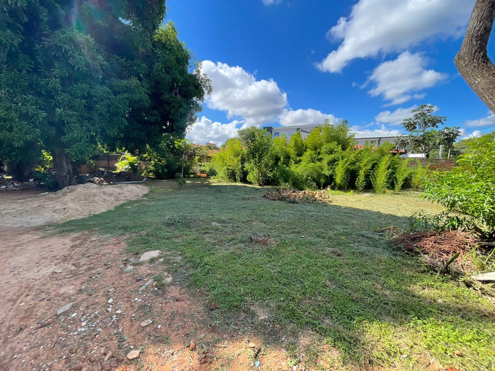 TERRENO EN VENTA EN HERRERA 1.092 M2 – 3