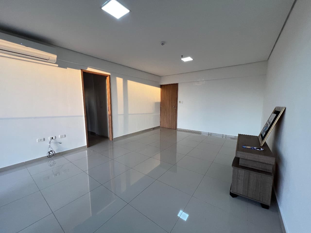 Alquilo Departamento / 1 Dormitorio – 3