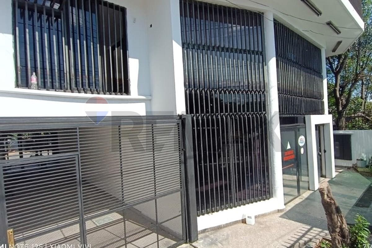 LOCAL COMERCIAL EN ALQUILER- ÑEMBY – 2