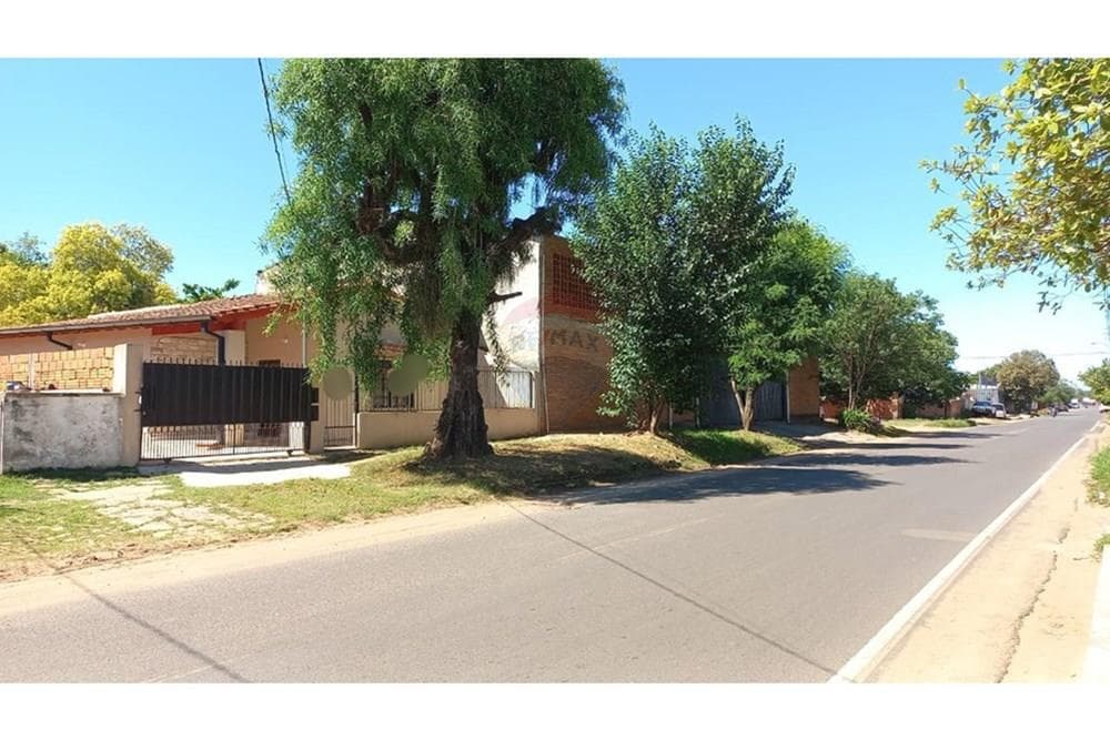 VENDO CASA REMODELADA A NUEVA EN SAN LORENZO – 2