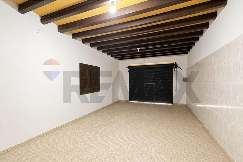 Casa en Venta - Los Laureles, Asunción, Paraguay – 2