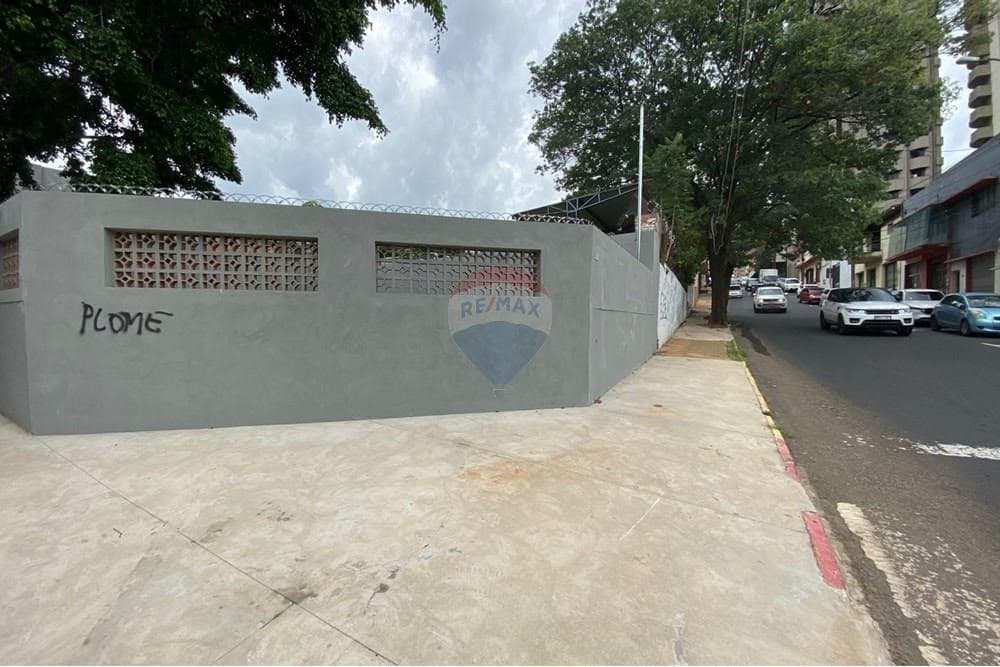 ALQUILO TERRENO EN ESQUINA EN EL CENTRO DE ASUNCION – 2