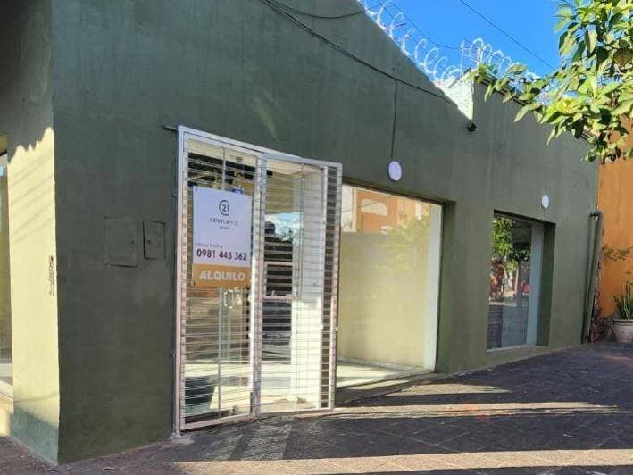Alquilo Salon Comercial En Luque, Excelente ubicacion