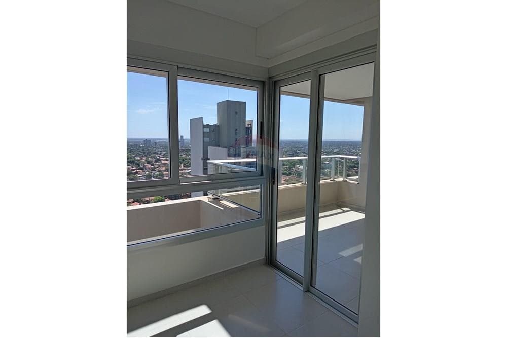 DEPARTAMENTO AMOBLADO EN EDIFICIO FORTALEZA – 2
