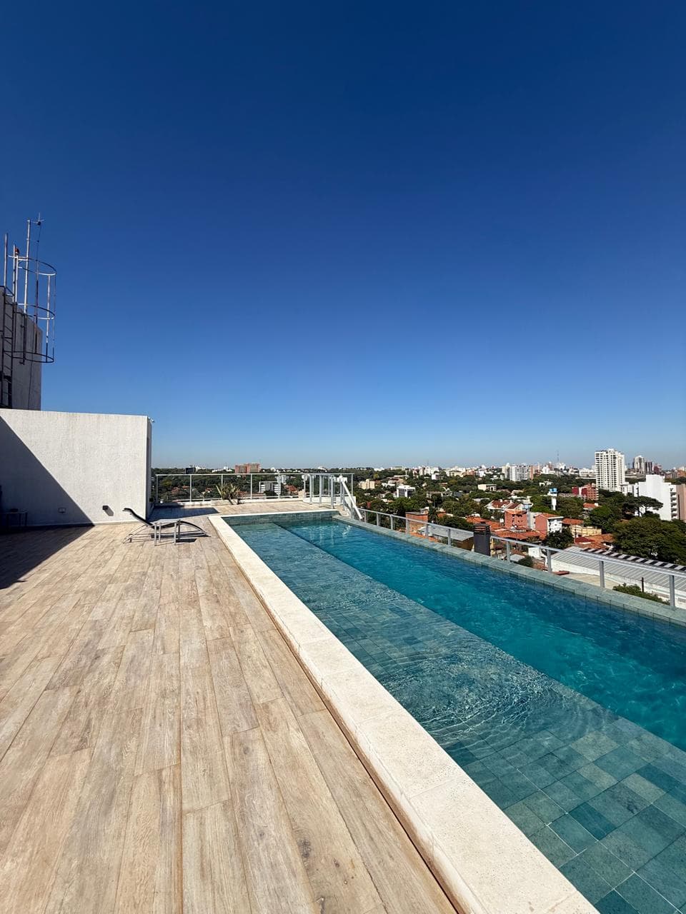 ALQUILO HERMOSO DEPARTAMENTO AMOBLADO EN BARRIO JARA – 3