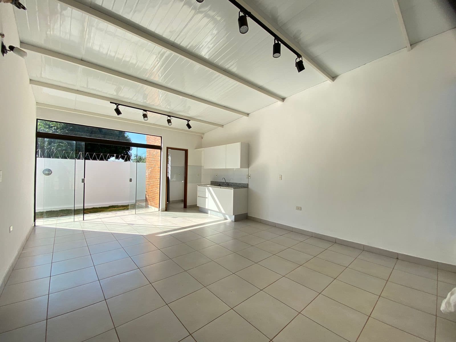Casa en Luque, Paraguay – 3