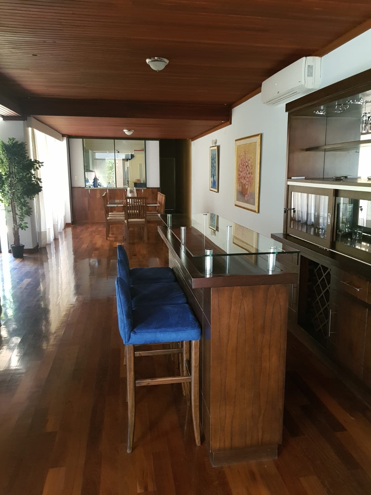 Hermosa y amplia casa amoblada – 2