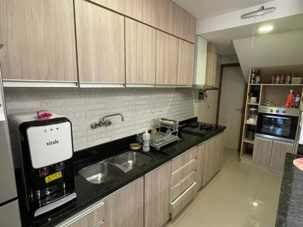 EN ALQUILER,DUPLEX EN BARRIO MBURUCUYÁ – 2