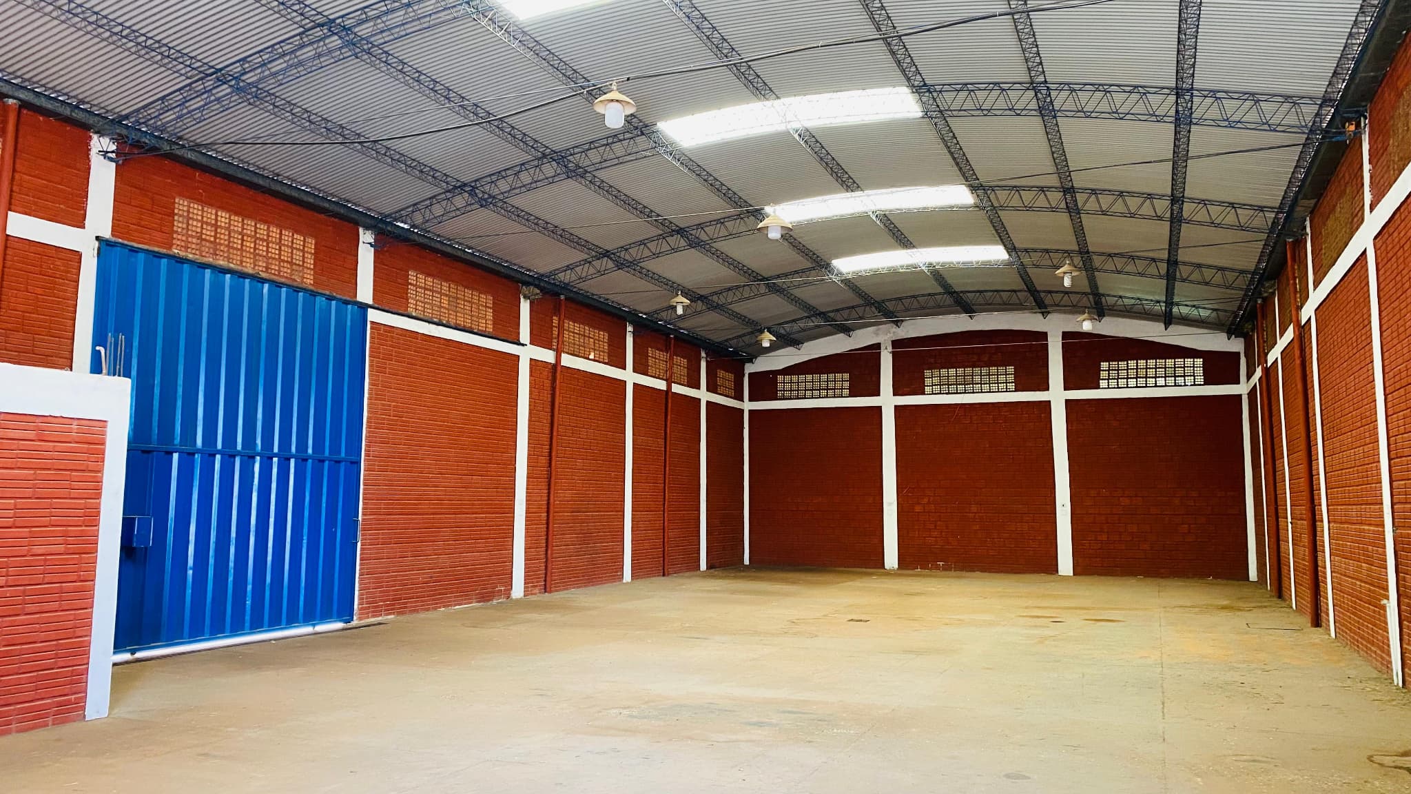 Alquiler de Depósito en Limpio – 3