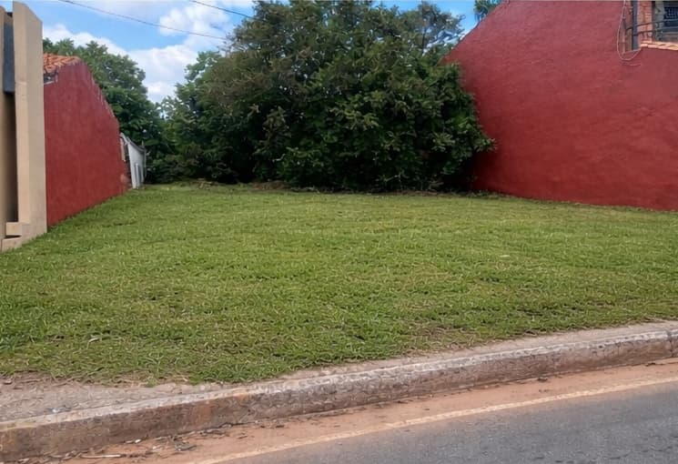 VENDO TERRENO EN SAN LORENZO - AV. DE LA VICTORIA – 2