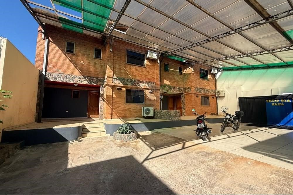 ALQUILO DUPLEX EN LUQUE - CUARTO BARRIO TU NUEVO HOGAR