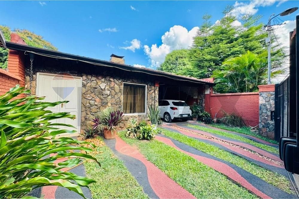 Hermosa casa en venta Barrio San Felipe San Lorenzo, Central, Paraguay – 2