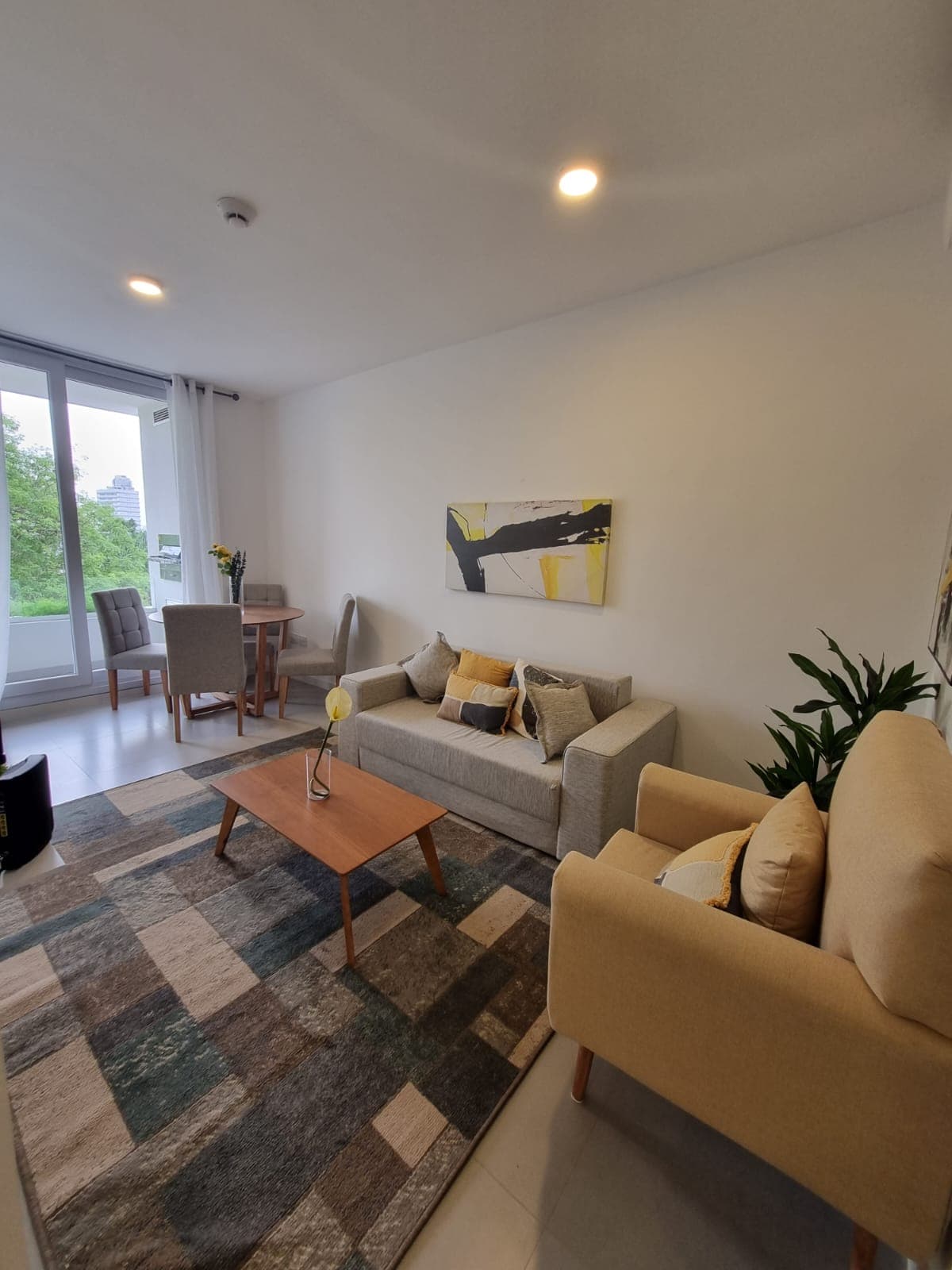 Alquilo hermoso departamento a estrenar – 2