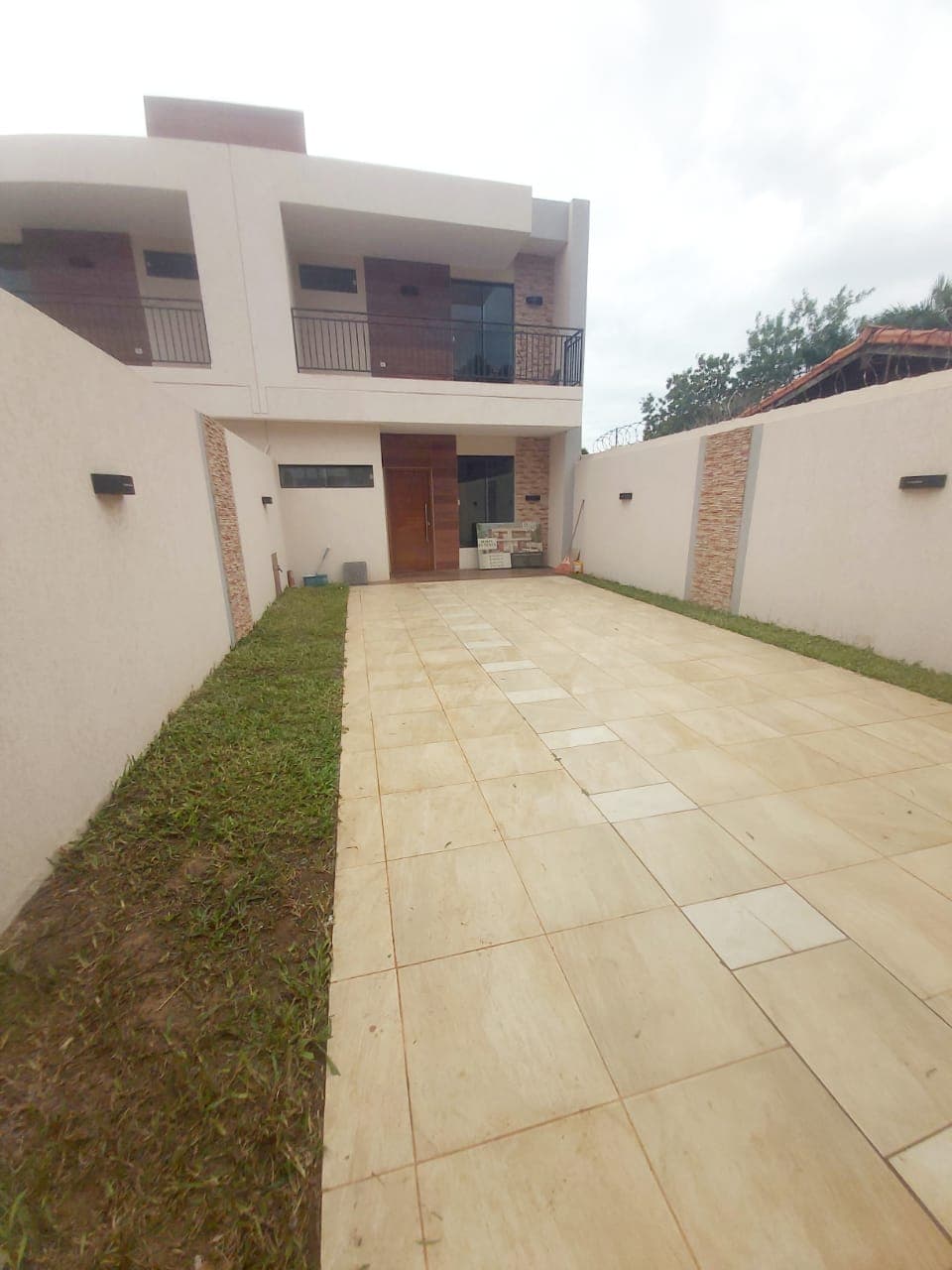 VENDO DUPLEX EN SAN LORENZO – 2
