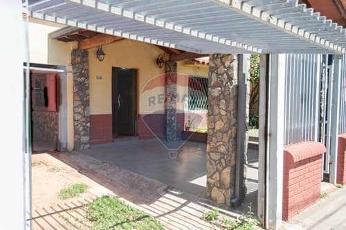 CASA EN VENTA, ASUNCION TEMBERATY – 2