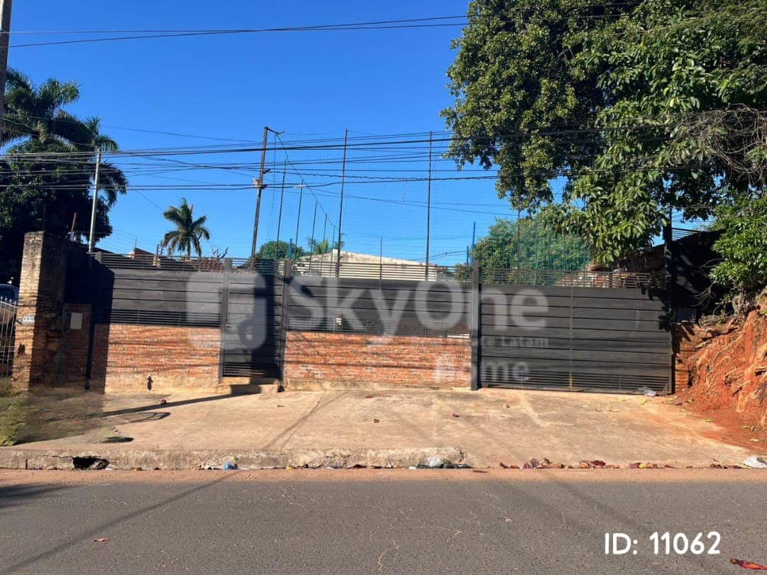 VENDO HERMOSO TERRENO SOBRE ASFALTO EN LAMBARE