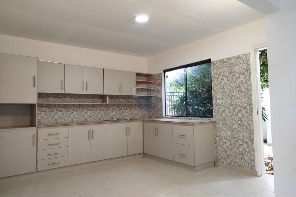 Vendo casa zona del Yacht , Lambare – 3
