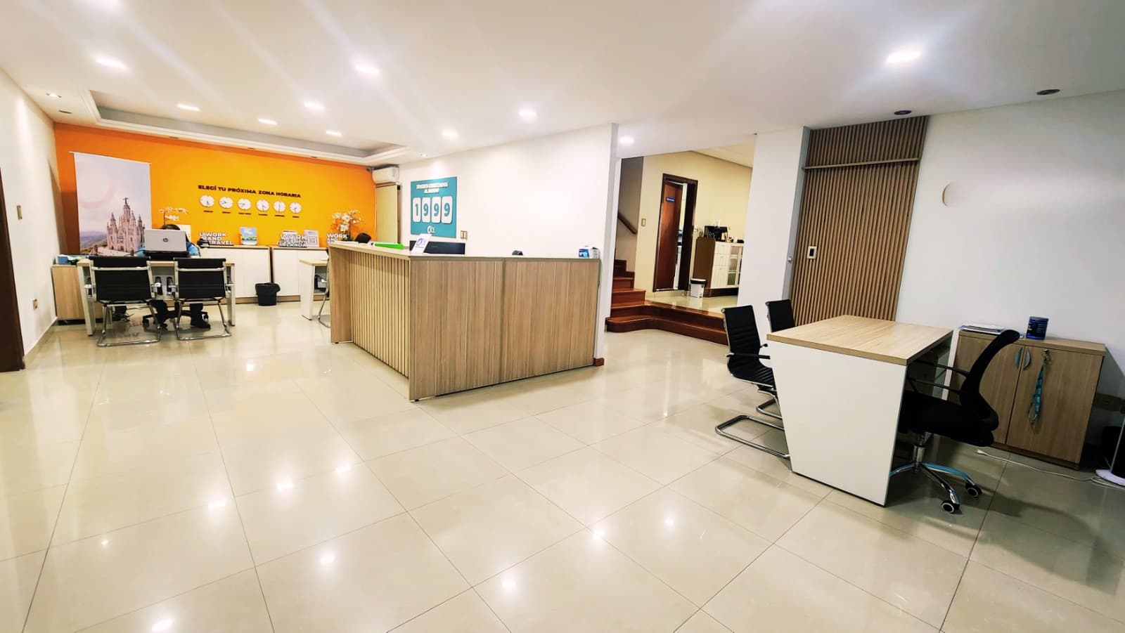 ALQUILO RESIDENCIA PARA OFICINA EN LOS LAURELES – 2