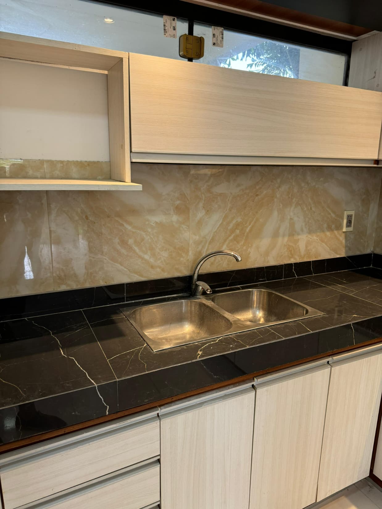 Vendo Hermosa Casa Con Vista Al Aeropuerto Silvio Pettirossi – 2