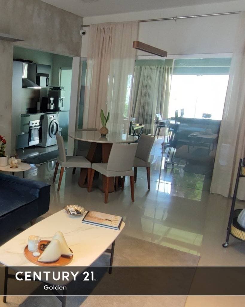 VENDO DÚPLEX DE LUJO EN LAMBARÉ ZONA YACHT - ID – 3
